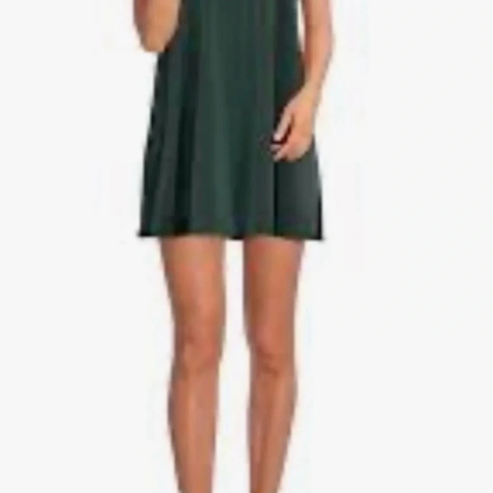 Green Sleeveless Taytum Satin Halter Neck Shift Dress